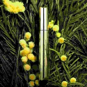 Clarins Supra Volume Mascara in Elegant White and Red